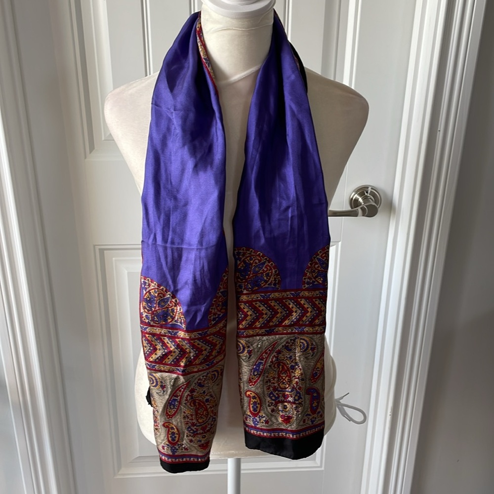 Vintage satin/polyester printed scarf wrap